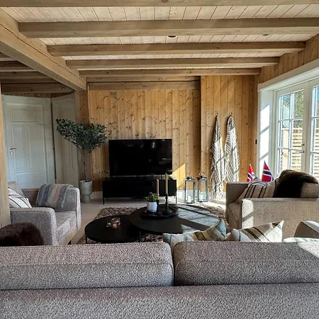 Feriehus Familycabin At A Sjusjøen